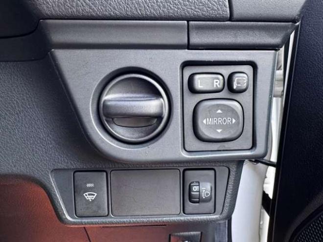 カローラフィールダー1.5 X  ビジネスパッケージ 4WD　キーレス・メモリーナビ・Bluetooth・横滑り防止・ワイパーデザイアー・ETC 1500