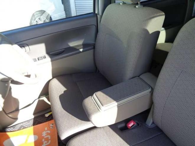 タントL 4WD　純正オーディオ　片側スライドドア　キーレス 660
