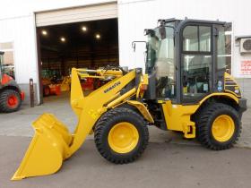 ホイールローダ　コマツ WA40-8　バケット容量0.5m3　