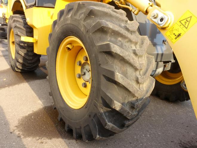 ホイールローダコマツ WA30-6　バケット容量0.4m3