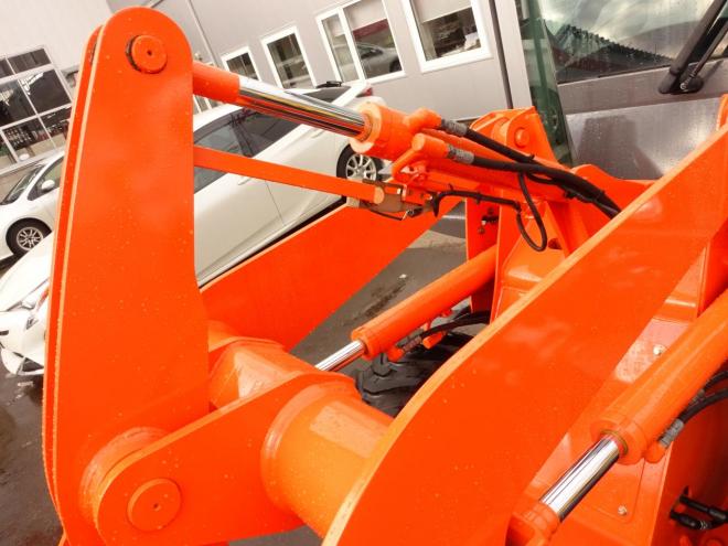 ホイールローダ日立 ZW30  バケット容量0.4m3 