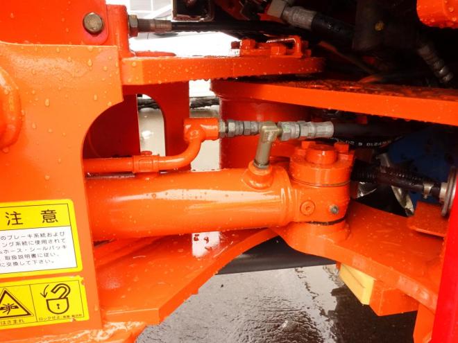 ホイールローダ日立 ZW30  バケット容量0.4m3 