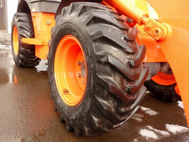 ホイールローダ日立 ZW30  バケット容量0.4m3 