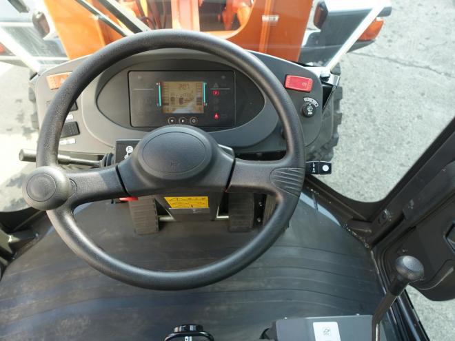 ホイールローダ日立 ZW50-5B  バケット容量0.6m3