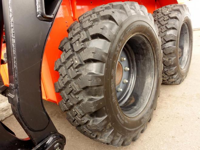 スキッドステアローダトヨタ 5SDKL６　バケット容量0.28m3 