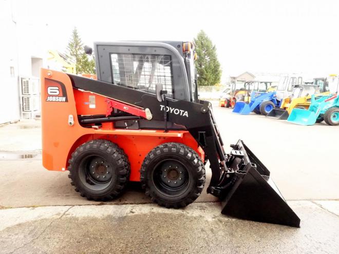 スキッドステアローダトヨタ 5SDKL６　バケット容量0.28m3 