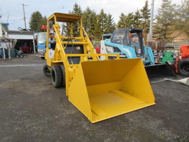 フォークリフトTCMショベルローダー　SD10Z6