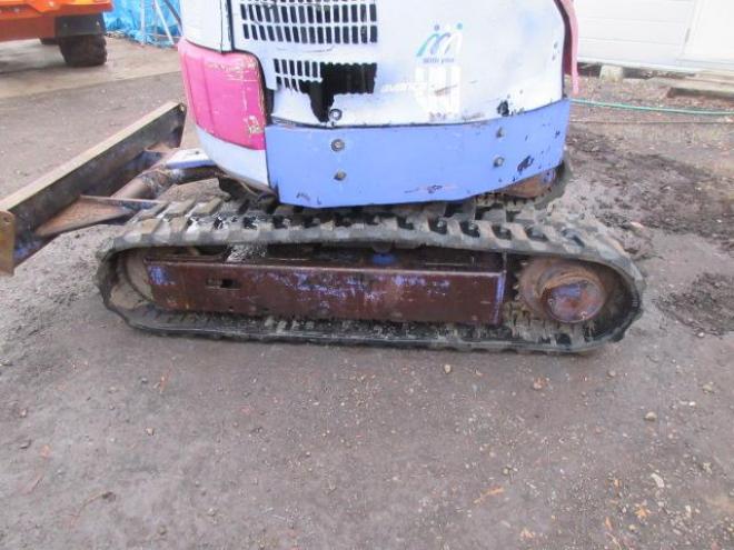 バックホーコマツPC28UU-2E