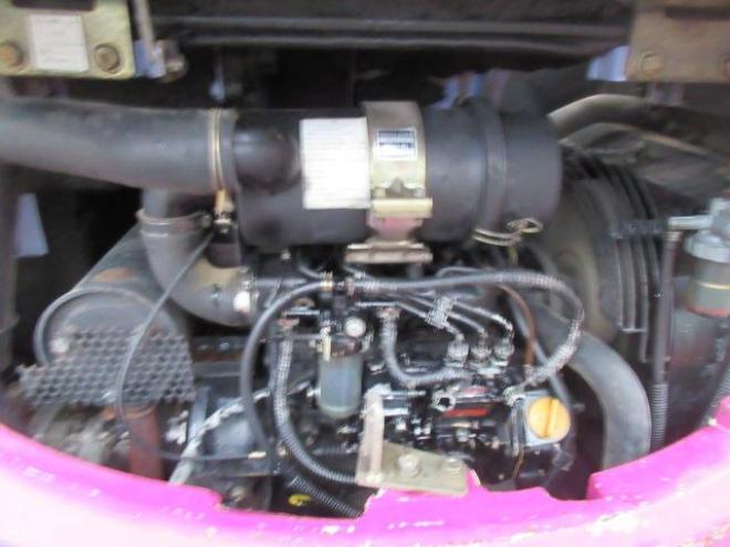 バックホーコマツPC28UU-2E