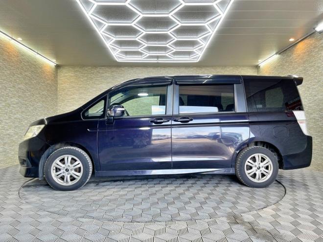 ステップワゴン2.0スパーダZ 4WD 5年保証 スマキー 両側パワスラ ナビ ETC 寒冷地仕様 禁煙 車検整備2年付 修復歴無