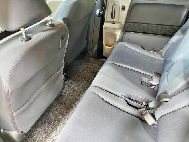 フリード1.5フレックスFパッケージ 4WD 5年保証 ナビ Bカメ 夏冬タイヤ 寒冷地仕様 禁煙 車検整備2年付