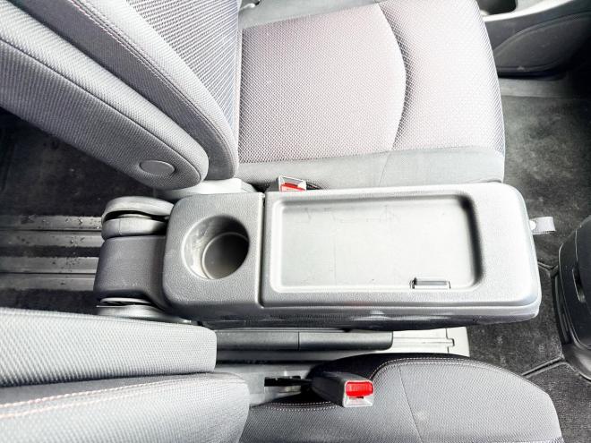 セレナ2.0Hスター Vエアロセレクション 4WD　ローンが不安な方＜優遇ローン＞　本州仕入　寒冷地仕様　エアロ　社外SDナビ　フルセグTV　両側パワースライド 4WD 2000 5Dr