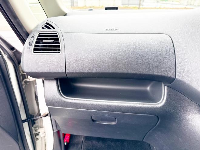 セレナ2.0Hスター Vエアロセレクション 4WD　ローンが不安な方＜優遇ローン＞　本州仕入　寒冷地仕様　エアロ　社外SDナビ　フルセグTV　両側パワースライド 4WD 2000 5Dr