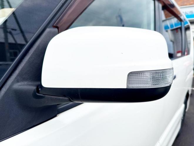 セレナ2.0Hスター Vエアロセレクション 4WD　ローンが不安な方＜優遇ローン＞　本州仕入　寒冷地仕様　エアロ　社外SDナビ　フルセグTV　両側パワースライド 4WD 2000 5Dr