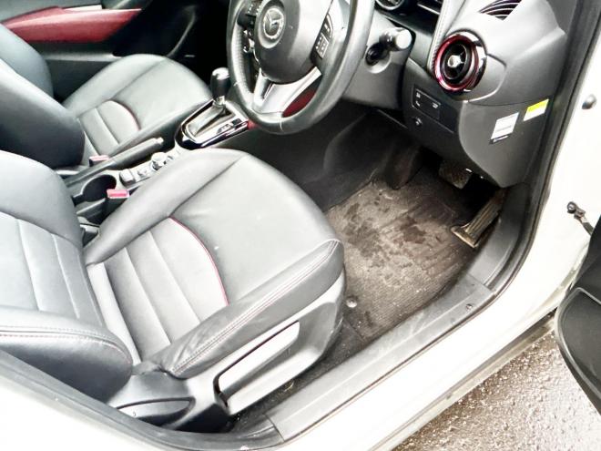 CX-31.5DT XDツーリング 4WD　ローンが不安な方＜優遇ローン＞本州仕入　革シート　純正ナビ　フルセグTV　バックカメラ　ローダウン　軽減ブレーキ 4WD 1500 5Dr