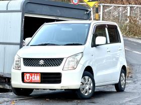 ワゴンR　4WD 5速マニュアル　6万キロ　ABS  夏冬タイヤ 4WD 660 5Dr