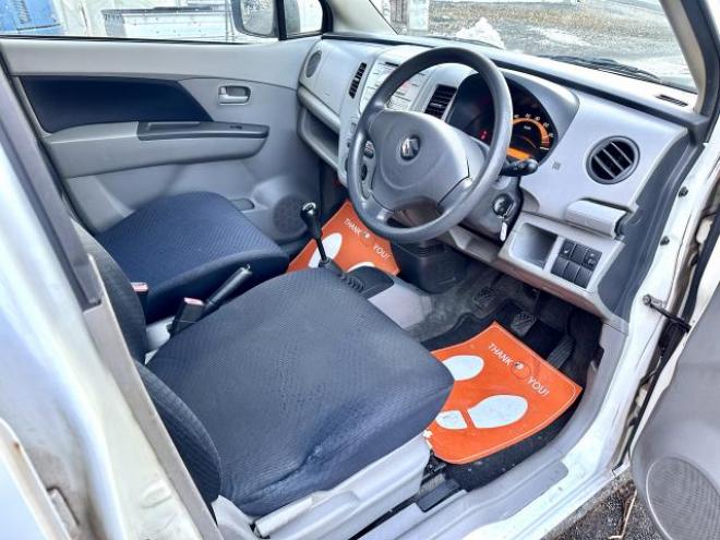 ワゴンR4WD 5速マニュアル　6万キロ　ABS  夏冬タイヤ 4WD 660 5Dr