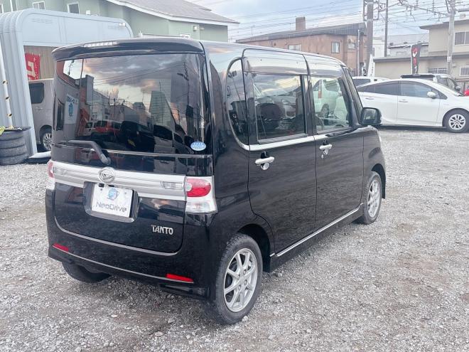 タント660カスタムX 4WD　ローンが不安な方＜優遇ローン＞寒冷地仕様　片側Pスラ　社外ナビ 4WD 660 5Dr