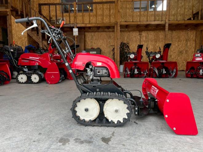 除雪機お手頃現状販売　除雪機　SB800！可変ブレード！ゴムスクレーパー！