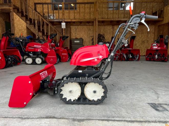 除雪機お手頃現状販売　除雪機　SB800！可変ブレード！ゴムスクレーパー！