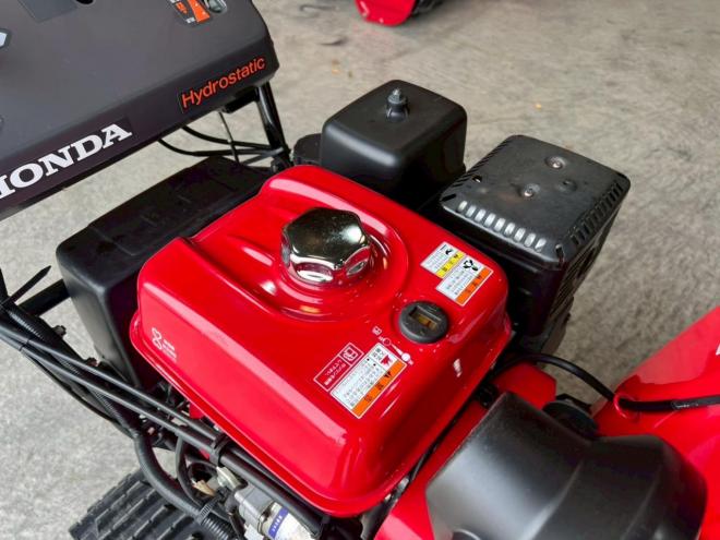 除雪機ホンダ　HSS970ｎ！41.5HR！