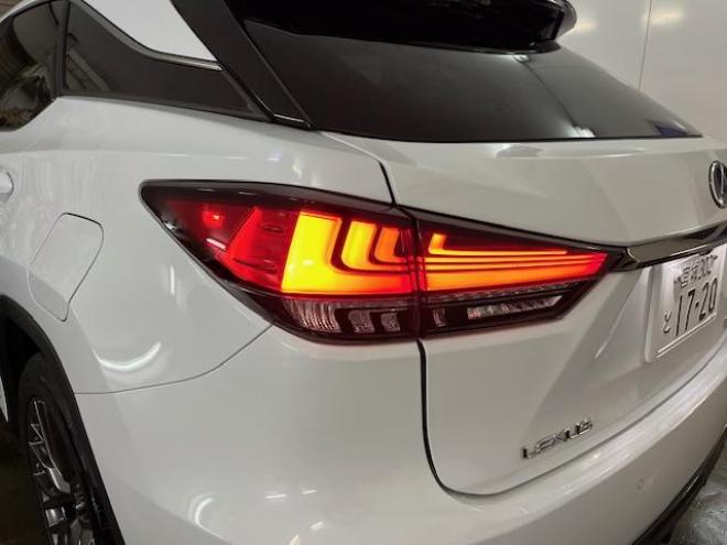 レクサスＲＸ４５０ｈ　Ｆスポーツ　本州仕入　レクサスセーフティセンス　寒冷地仕様　禁煙車　マークレビンソンプレミアム　ヘッドアップディスプレイ　純正２０インチＡＷ　純正１８ＡＷ＋スタッドレスタイヤ付　　電動パノラマルーフ　純正フレアレッドレザーシート　純正ナビ（フルセグ地デジ　Ｂｌｕｅｔｏｏｔｈ対応）＋バックカメラ＋全方位カメラ　パワーバックドア　プリクラッシュセーフティ　レーダークルーズコントロール　シートヒーター　前後ドラレコ　ステアリングヒーター　両席パワーシート　ＥＴＣ 4WD 3500 5Dr