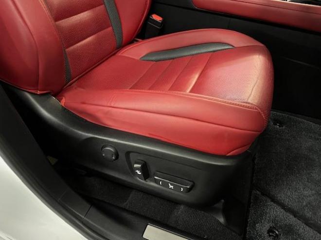 レクサスＲＸ４５０ｈ　Ｆスポーツ　本州仕入　レクサスセーフティセンス　寒冷地仕様　禁煙車　マークレビンソンプレミアム　ヘッドアップディスプレイ　純正２０インチＡＷ　純正１８ＡＷ＋スタッドレスタイヤ付　　電動パノラマルーフ　純正フレアレッドレザーシート　純正ナビ（フルセグ地デジ　Ｂｌｕｅｔｏｏｔｈ対応）＋バックカメラ＋全方位カメラ　パワーバックドア　プリクラッシュセーフティ　レーダークルーズコントロール　シートヒーター　前後ドラレコ　ステアリングヒーター　両席パワーシート　ＥＴＣ 4WD 3500 5Dr