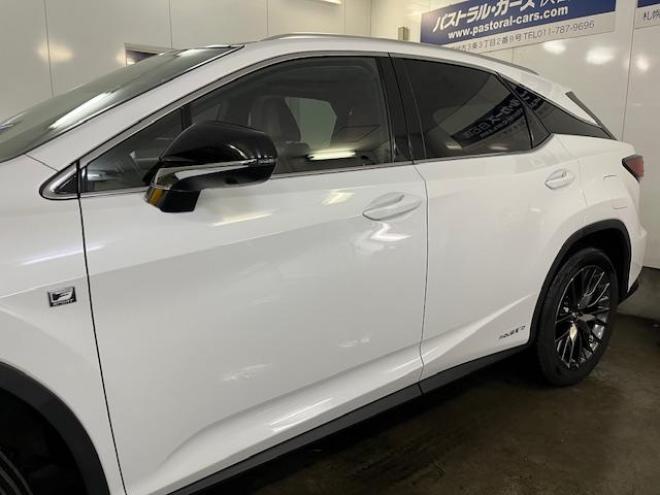 レクサスＲＸ４５０ｈ　Ｆスポーツ　本州仕入　レクサスセーフティセンス　寒冷地仕様　禁煙車　マークレビンソンプレミアム　ヘッドアップディスプレイ　純正２０インチＡＷ　純正１８ＡＷ＋スタッドレスタイヤ付　　電動パノラマルーフ　純正フレアレッドレザーシート　純正ナビ（フルセグ地デジ　Ｂｌｕｅｔｏｏｔｈ対応）＋バックカメラ＋全方位カメラ　パワーバックドア　プリクラッシュセーフティ　レーダークルーズコントロール　シートヒーター　前後ドラレコ　ステアリングヒーター　両席パワーシート　ＥＴＣ 4WD 3500 5Dr