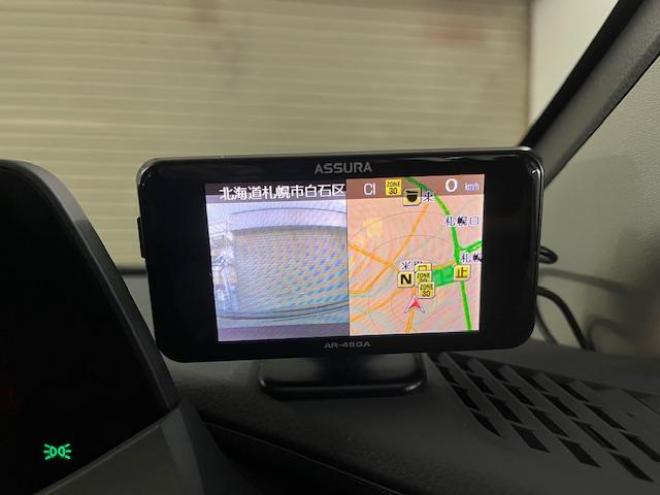 プリウスＺ　ワンオーナー　トヨタセーフティセンス　寒冷地仕様　禁煙車　純正１９インチＡＷ　社外１７ＡＷ＋スタッドレスタイヤ付　　純正ブラックレザーシート　純正ナビ（フルセグ地デジ　Ｂｌｕｅｔｏｏｔｈ対応）＋バックカメラ＋全方位カメラ　パワーバックドア　プリクラッシュセーフティ　レーダークルーズコントロール　純正エンジンスターター　シートヒーター＆クーラー　ドラレコ　ステアリングヒーター　パワーシート　ＥＴＣ 4WD 2000 4Dr