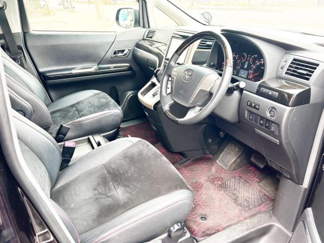 ヴェルファイア2.4Zゴールデンアイズ 4WD ローンが不安な方＜優遇ローン＞後期型　アルパイン8型ナビ　後席モニター　フルセグTV　両側パワースライド　電動リアゲート　HID　スマートキー　コーナーセンサー　　ハーフレザー 4WD 2400 5Dr