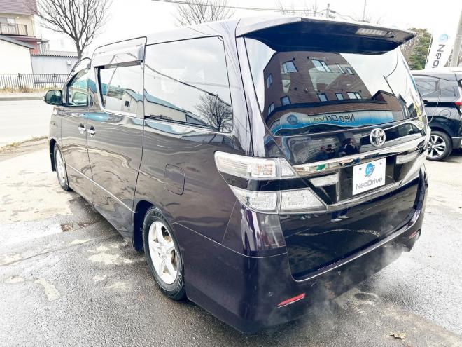 ヴェルファイア2.4Zゴールデンアイズ 4WD ローンが不安な方＜優遇ローン＞後期型　アルパイン8型ナビ　後席モニター　フルセグTV　両側パワースライド　電動リアゲート　HID　スマートキー　コーナーセンサー　　ハーフレザー 4WD 2400 5Dr