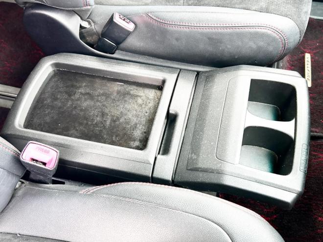 ヴェルファイア2.4Zゴールデンアイズ 4WD ローンが不安な方＜優遇ローン＞後期型　アルパイン8型ナビ　後席モニター　フルセグTV　両側パワースライド　電動リアゲート　HID　スマートキー　コーナーセンサー　　ハーフレザー 4WD 2400 5Dr