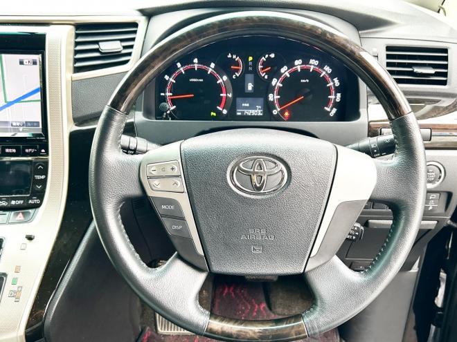 ヴェルファイア2.4Zゴールデンアイズ 4WD ローンが不安な方＜優遇ローン＞後期型　アルパイン8型ナビ　後席モニター　フルセグTV　両側パワースライド　電動リアゲート　HID　スマートキー　コーナーセンサー　　ハーフレザー 4WD 2400 5Dr