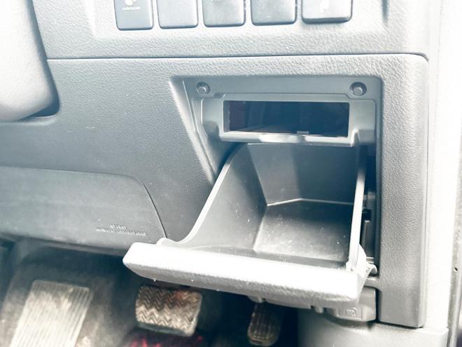 ヴェルファイア2.4Zゴールデンアイズ 4WD ローンが不安な方＜優遇ローン＞後期型　アルパイン8型ナビ　後席モニター　フルセグTV　両側パワースライド　電動リアゲート　HID　スマートキー　コーナーセンサー　　ハーフレザー 4WD 2400 5Dr