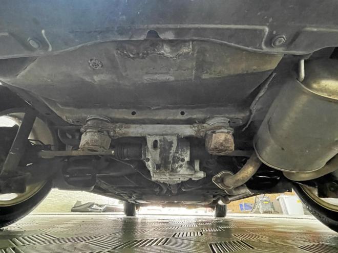 フィット1.3G 4WD 5年保証 バックカメラ 寒冷地仕様 禁煙 車検整備2年付 修復歴無