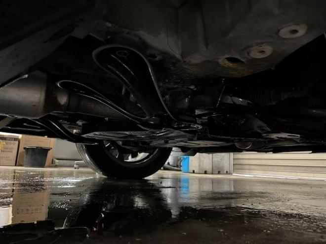 エスティマアエラス　本州仕入　後期型　寒冷地仕様　禁煙車　ＷＡＫＯＳバリアスコーティング済　純正１８インチＡＷ　社外１６ＡＷ＋スタッドレスタイヤ付　両側パワースライドドア　アルパイン９インチＨＤＤナビ（フルセグ地デジ　ＤＶＤ再生　Ｂｌｕｅｔｏｏｔｈ）＋バックカメラ　エンジンスターター　ＰＵＳＨスタート　スマートキー　クルーズコントロール　タイミングチェーン車　ＨＩＤ ヘッドライト　ビルトインＥＴＣ  4WD 2400 5Dr