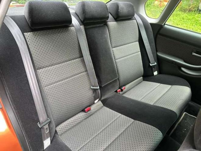 レガシィB4 2.0 RS タイプB 4WD　社外スターター　パワステ　パワーウィンドウ　純正エアロ　純正アルミ　ABS　キーレス　記録簿　電動シート　純正オーディオ 2000