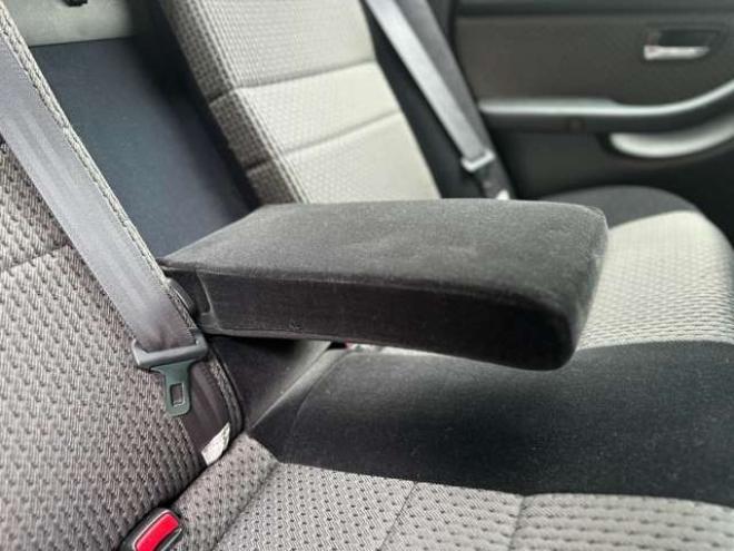 レガシィB4 2.0 RS タイプB 4WD　社外スターター　パワステ　パワーウィンドウ　純正エアロ　純正アルミ　ABS　キーレス　記録簿　電動シート　純正オーディオ 2000