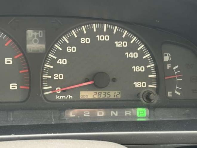 ハイラックスサーフ3.0 SSR-X ディーゼルターボ 4WD　サンルーフ　リフトアップ　ETC　パワステ　パワーウィンドウ　社外アルミ　ABS　キーレス　CDオーディオ 3000