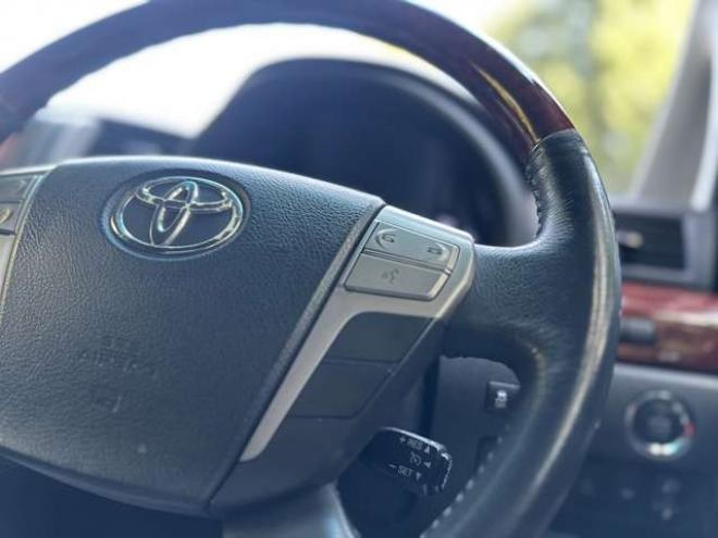 ヴェルファイア3.5 Z プラチナセレクションII 4WD　両側電動スライドドア　パワステ　パワーウィンドウ　ABS　クルーズコントロール　電動リアゲート　地デジナビ　バックカメラ　ETC　キーレス　純正アルミ　3列シート　後席モニター 3500