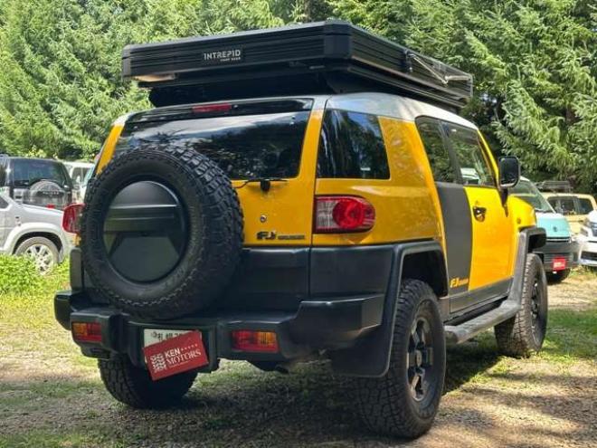 FJクルーザー4.0 カラーパッケージ 4WD　INTREPIDキャンプギアルーフテント　社外10インチナビ　バックカメラ　前後ドラレコ　パワステ　パワーウィンドウ　アルミ　ABS　キーレス　ETC 4000
