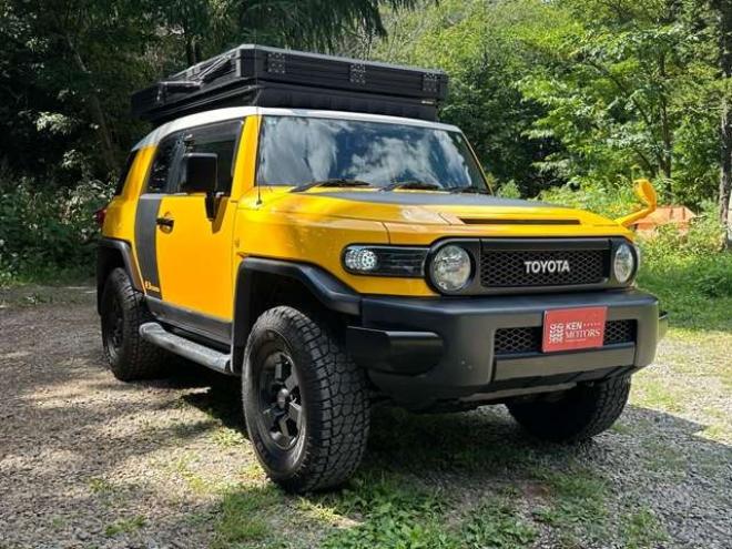 FJクルーザー4.0 カラーパッケージ 4WD　INTREPIDキャンプギアルーフテント　社外10インチナビ　バックカメラ　前後ドラレコ　パワステ　パワーウィンドウ　アルミ　ABS　キーレス　ETC 4000