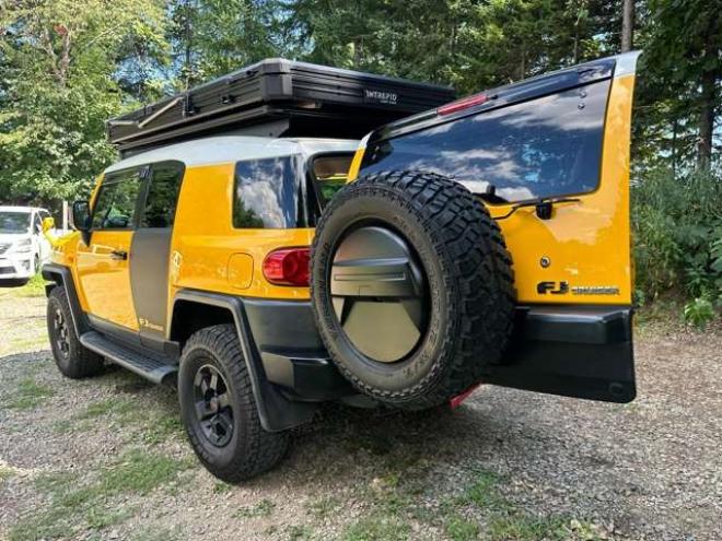 FJクルーザー4.0 カラーパッケージ 4WD　INTREPIDキャンプギアルーフテント　社外10インチナビ　バックカメラ　前後ドラレコ　パワステ　パワーウィンドウ　アルミ　ABS　キーレス　ETC 4000