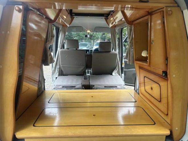 エブリィジョイン ハイルーフ 4WD　ポップアップルーフ　FFヒーター　サブバッテリー　700Wインバータリアヒーター　シンク　給水タンク　テーブル　禁煙車　パワステ　パワーウィンドウ　キーレス 660