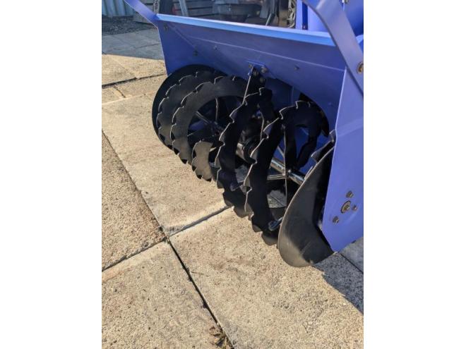 除雪機コマツ　KSS10SDF　（ヤマハYT1080EDと同品）　10馬力　良品