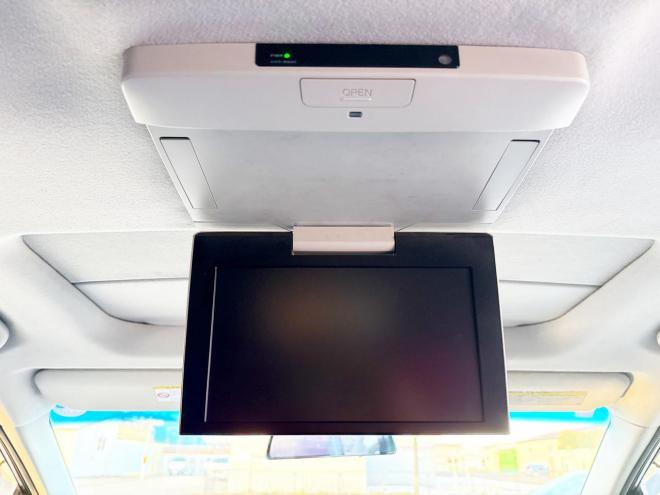 エスティマハイブリッドハイブリッド2.4アエラス 4WD　ローンが不安な方＜優遇ローン＞本州仕入　モデリスタエアロ　クルーズコントロール　ムーンルーフ 4WD 2400 5Dr