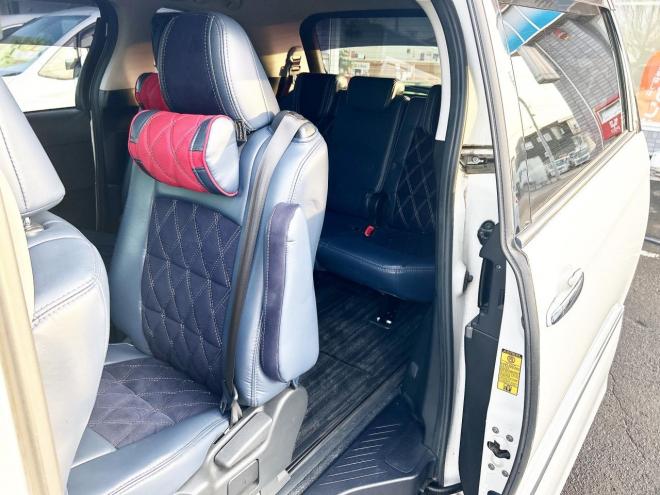 エスティマハイブリッドハイブリッド2.4アエラス 4WD　ローンが不安な方＜優遇ローン＞本州仕入　モデリスタエアロ　クルーズコントロール　ムーンルーフ 4WD 2400 5Dr