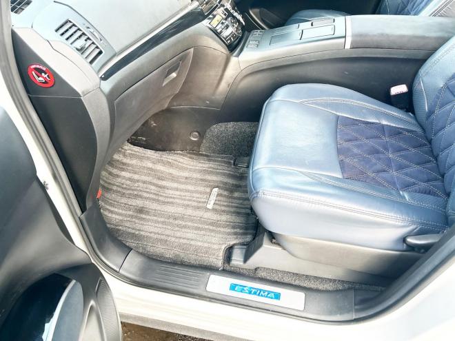 エスティマハイブリッドハイブリッド2.4アエラス 4WD　ローンが不安な方＜優遇ローン＞本州仕入　モデリスタエアロ　クルーズコントロール　ムーンルーフ 4WD 2400 5Dr