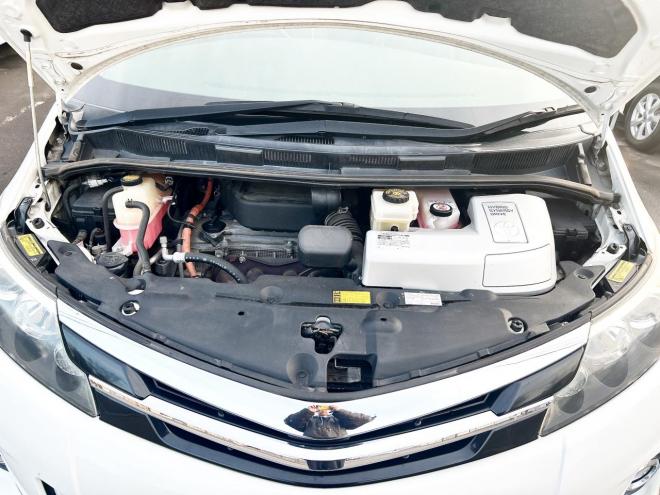 エスティマハイブリッドハイブリッド2.4アエラス 4WD　ローンが不安な方＜優遇ローン＞本州仕入　モデリスタエアロ　クルーズコントロール　ムーンルーフ 4WD 2400 5Dr