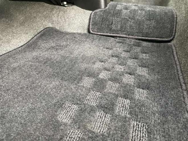 オッティE FOUR 4WD　シートヒーター　4WD　エンスタ 660